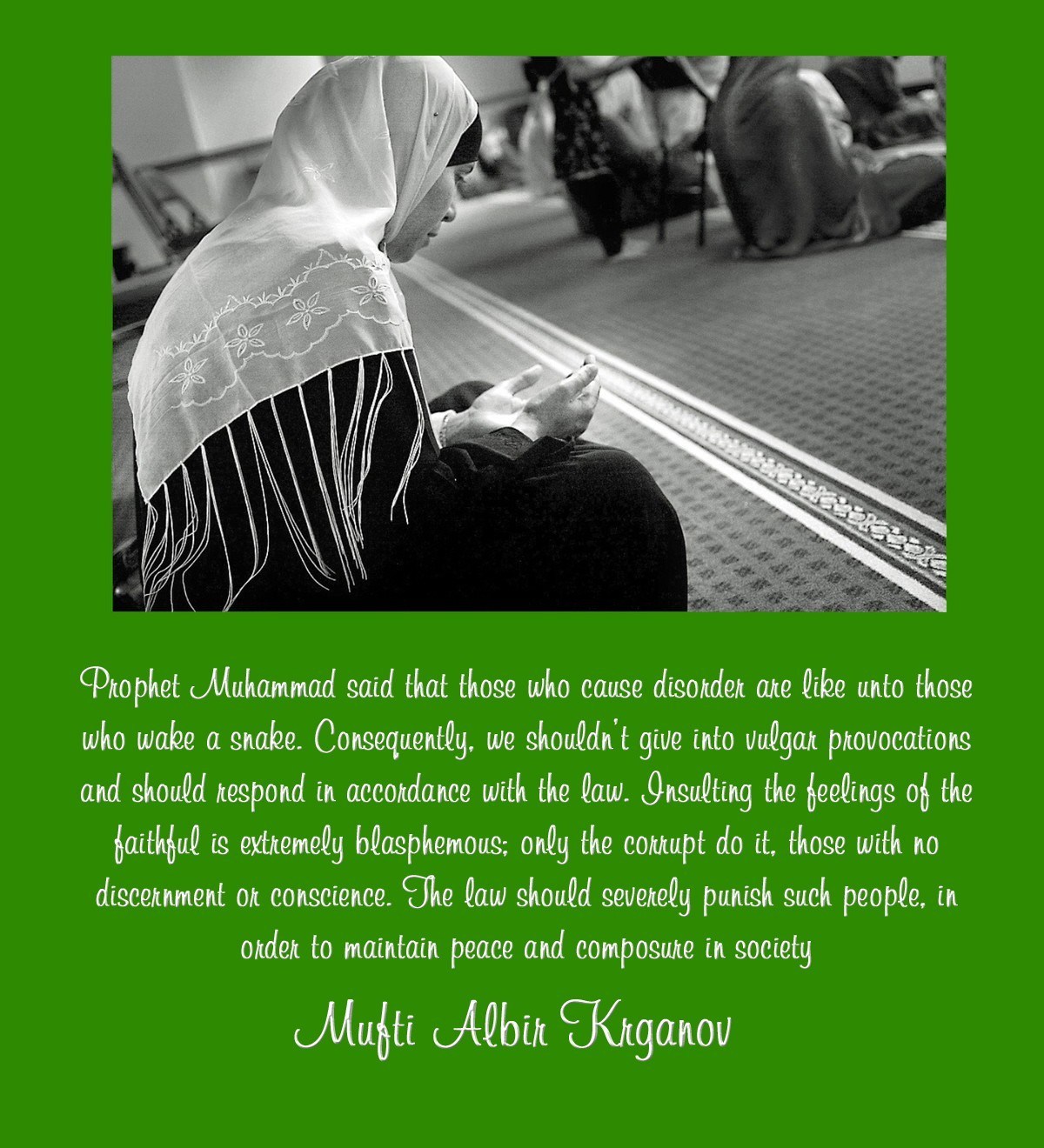 00-muslim-woman-praying-mufti-alban-krganov-russian-muslim-09-12