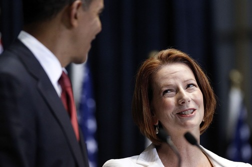 specijalna-veza-obama-i-julia-gillard-nisu-skrivali-simpatije-504x335-20111146-20111116133606-b6dd7c869c0ea2abb3b3d3efefa2f6fd