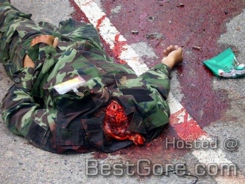 thai-soldiers-ambush-killed-muslim-jihad-narathiwat-province-01-500x376