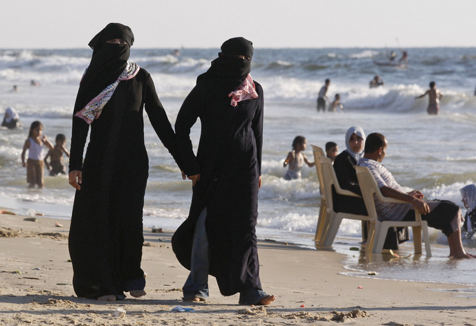 Palestinians More Islamic