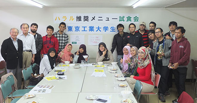 Ookayama-Campus-halal-testing-event1-e1383669415615