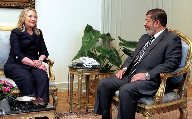 Clinton lovefest with Mohamed Morsi