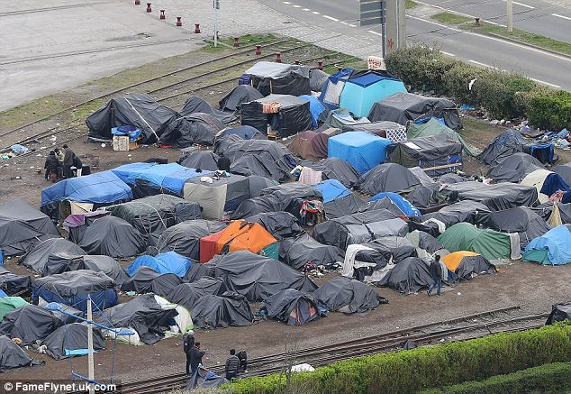 Illegal alien tents in Calais