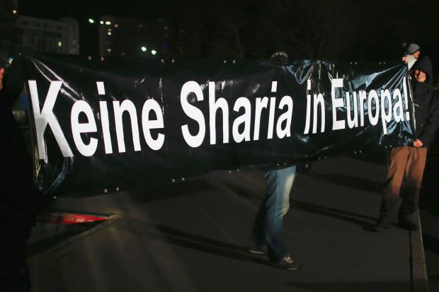 "NO SHARIA IN EUROPE"