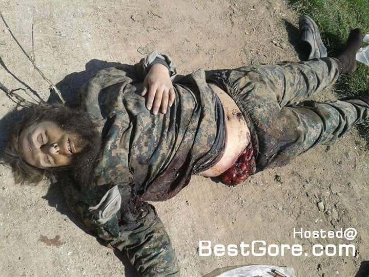 isis-fighters-killed-kurdish-ypg-soldiers-dragged-around-15