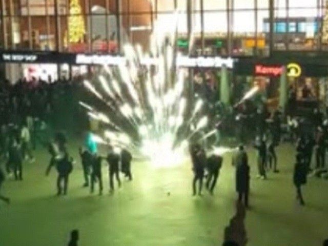 New Year S Eve In Germany Where All Hell Breaks Loose As 1 000 Muslim