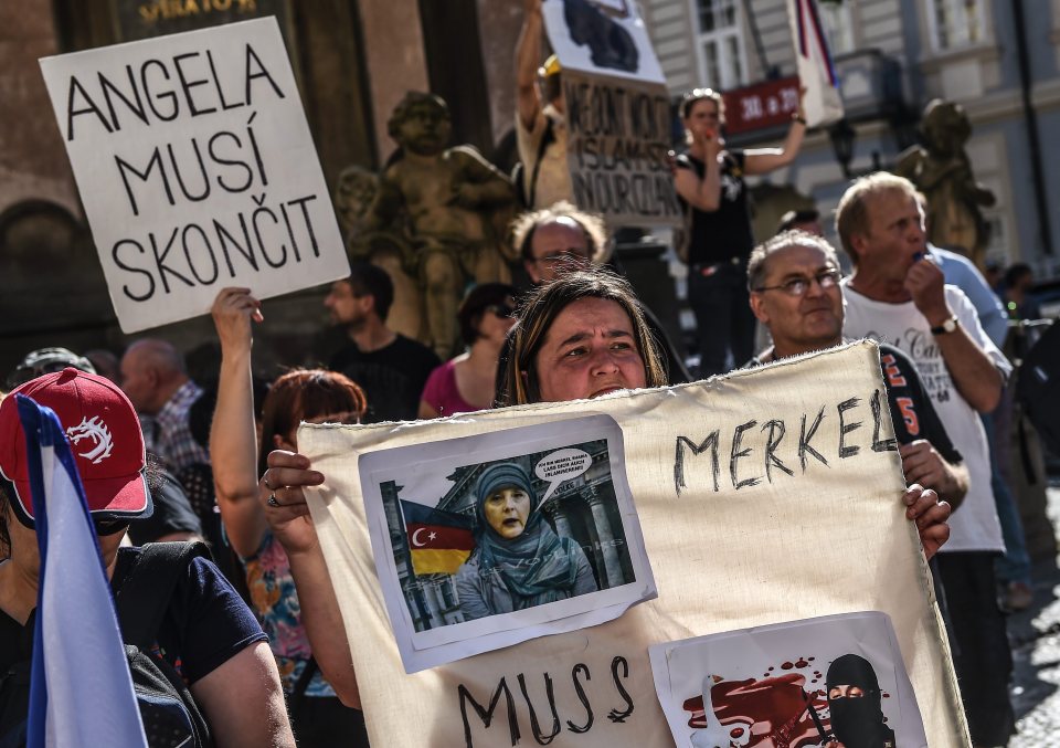 Signs of "Merkel must go" and "Islam must go" were seen everywhere